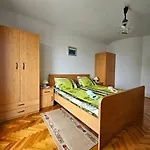 Apartament Agava *
